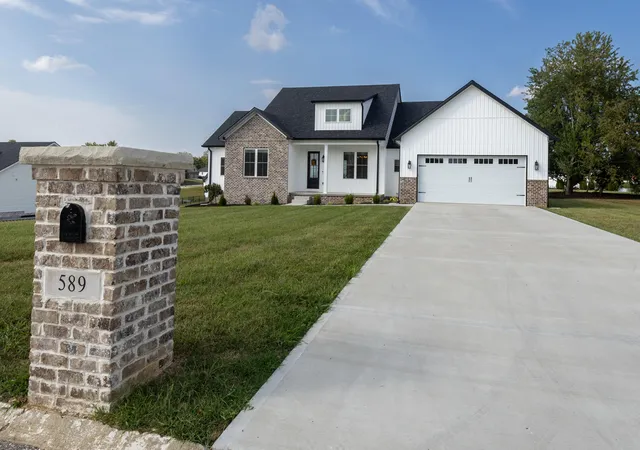 Photo 3 of Single family home for sale at 589 Harvest Ln, Harrodsburg, KY 40330 | MLS# 26025978 | Listing updated on 2026-10-13