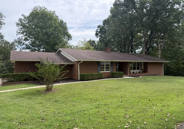 Photo 1 of Single family home for sale at 1727 Sycamore Dr, Benton, KY 42025 | MLS# 26026479 | Listing updated on 2026-10-11