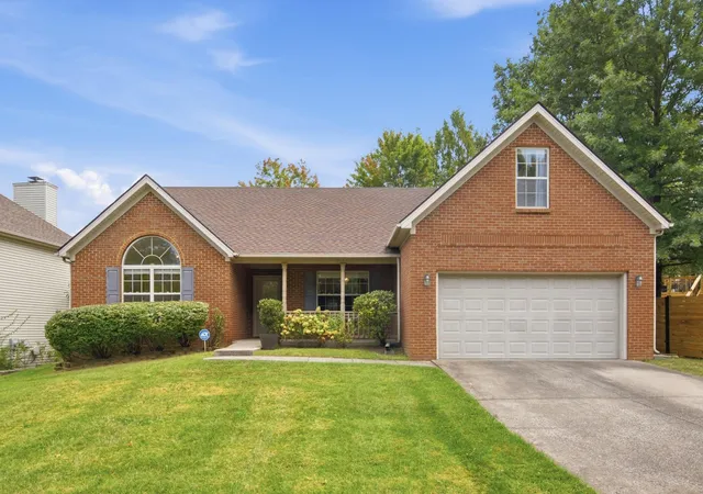Photo 1 of Sale Pending at 3089 Polo Clb Blvd, Lexington, KY 40509 | MLS# 26026020 | Listing updated on 2026-10-18