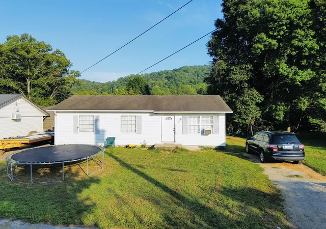 Photo 1 of Sale Pending at 75 Elkins St, Vanceburg, KY 41179 | MLS# 26025983 | Listing updated on 2026-10-22