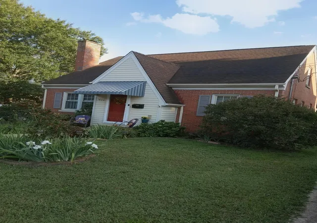 Photo 2 of Single family home for sale at 1606 Glover Ave, Lexington, KY 40504 | MLS# 26026022 | Listing updated on 2026-10-19
