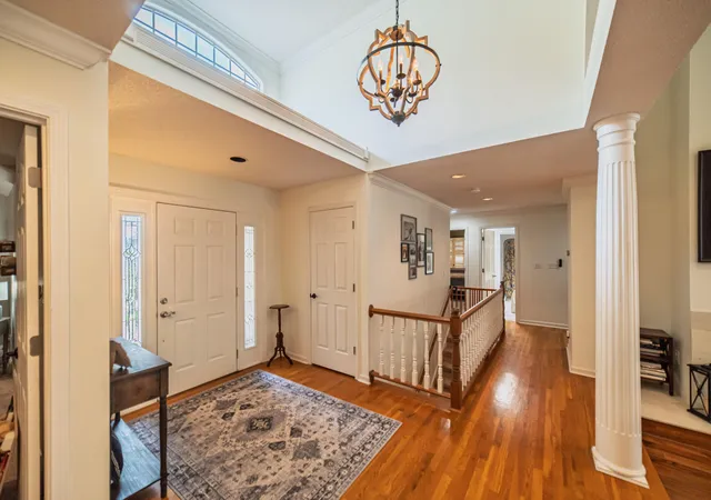 Photo 3 of Single family home for sale at 125 Forest View Cvs, Paducah, KY 42003 | MLS# 26028159 | Listing updated on 2026-10-21