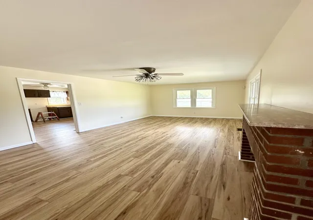 Photo 2 of Single family home for sale at 295 Becks Crk Rd, Williamsburg, KY 40769 | MLS# 26026084 | Listing updated on 2026-10-13