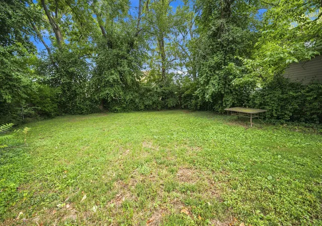 Photo 1 of Sale Pending at 408 Locust St, Danville, KY 40422 | MLS# 26026202 | Listing updated on 2026-10-13