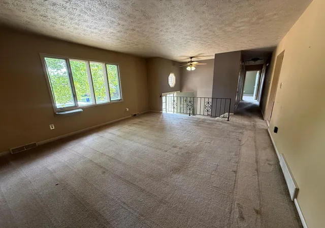Photo 4 of Single family home for sale at 3453 Tisdale Ct, Lexington, KY 40503 | MLS# 26026122 | Listing updated on 2026-10-13