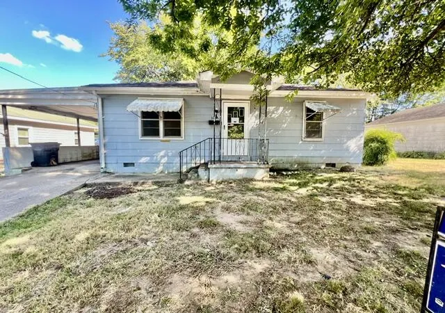 Photo 1 of Single family home for sale at 105 S Mitchell St, Princeton, KY 42445 | MLS# 26026124 | Listing updated on 2026-09-21