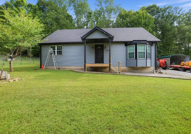 Photo 1 of Single family home for sale at 273 Coopers Point Rd, Leitchfield, KY 42754 | MLS# 26026138 | Listing updated on 2026-10-30