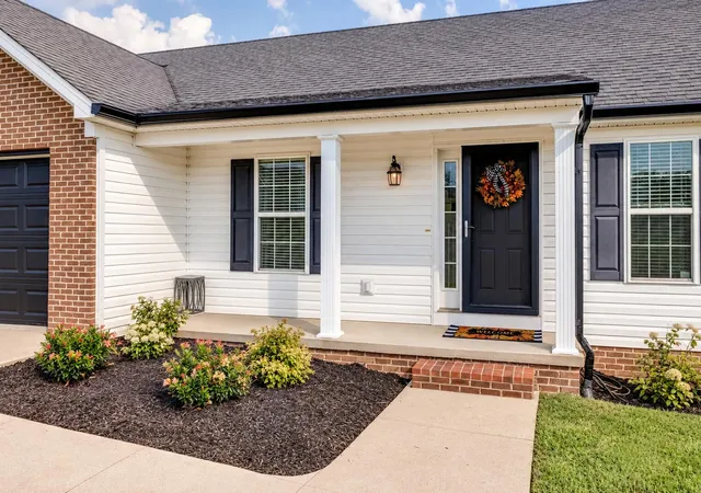 Photo 2 of Single family home for sale at 110 Tom Spragens Rd, Danville, KY 40422 | MLS# 26026189 | Listing updated on 2026-10-19