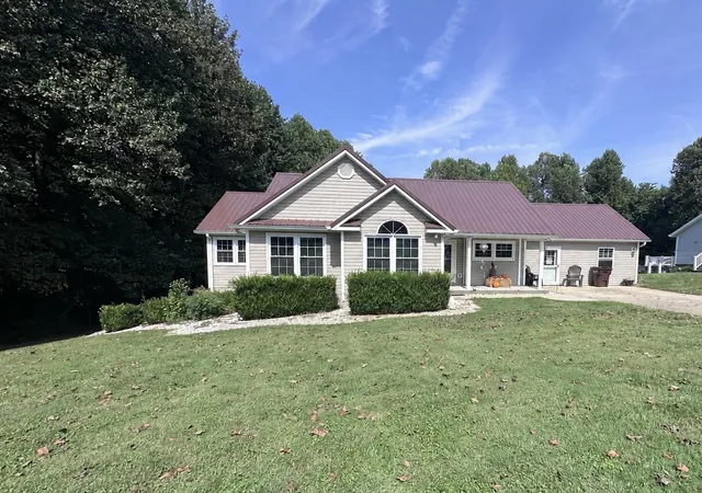 Photo 1 of Sale Pending at 421 Halls Gap Ests Rd, Stanford, KY 40484 | MLS# 26026187 | Listing updated on 2026-10-13