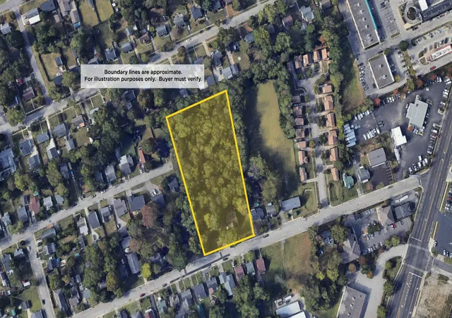 Photo 1 of Sale Pending at 124 Brown Ave, Lexington, KY 40505 | MLS# 26026172 | Listing updated on 2026-10-20