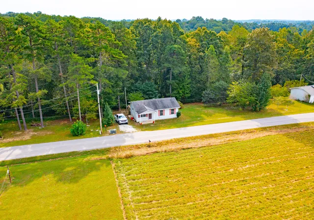 Single family home for sale at 1246 Asa Flt Rd, Annville, KY 40402 | MLS# 26026192
