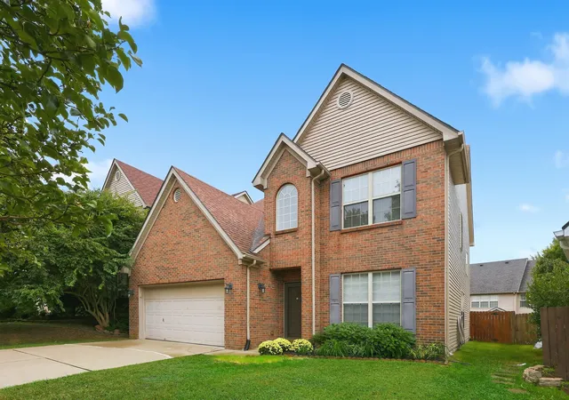 Photo 2 of Single family home for sale at 4536 Pebble Brk Cir, Lexington, KY 40509 | MLS# 26026188 | Listing updated on 2026-10-13