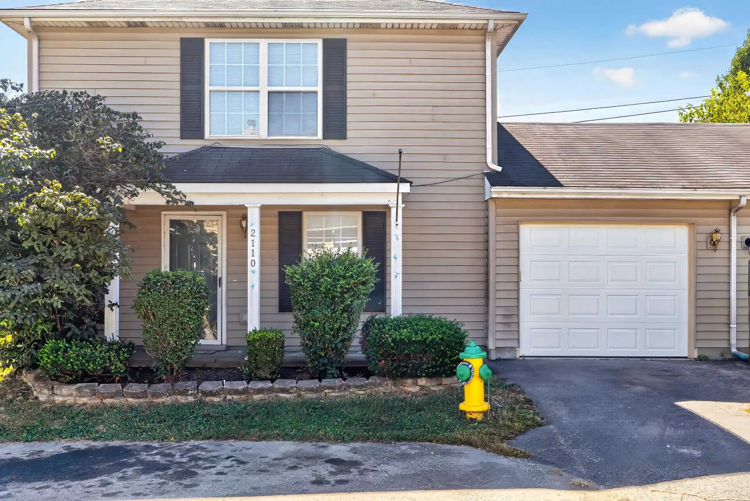 Listing Photo 1 - Condo for sale in 2110 Fortune Hl Ln located at 2110 Fortune Hl Ln, Lexington, KY 40509 - Unit 2110 Fortune Hl Ln
