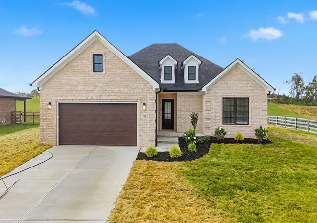 Photo 2 of Single family home for sale at 328 Wolverine Way, Richmond, KY 40475 | MLS# 26026218 | Listing updated on 2026-10-13