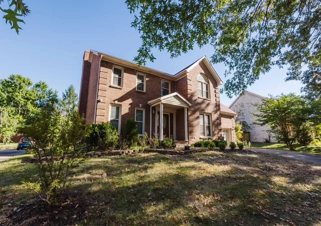 Photo 2 of Single family home for sale at 3757 Kenesaw Dr, Lexington, KY 40515 | MLS# 26027021 | Listing updated on 2026-10-22