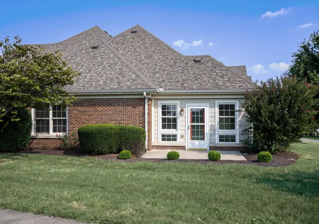 Listing Photo 4 - Condo for sale in building located at 143 Rumsey Cir, Versailles, KY 40383 - Unit #C