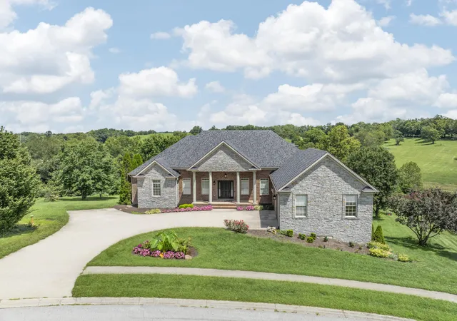 Photo 1 of Single family home for sale at 2045 Indigo Dr, Richmond, KY 40475 | MLS# 26026239 | Listing updated on 2026-10-22