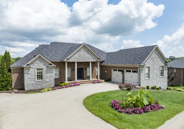 Photo 2 of Single family home for sale at 2045 Indigo Dr, Richmond, KY 40475 | MLS# 26026239 | Listing updated on 2026-10-22