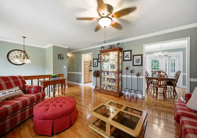Photo 3 of Single family home for sale at 108 Carrie Ct, Lexington, KY 40515 | MLS# 26026337 | Listing updated on 2026-10-13