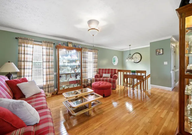 Photo 3 of Single family home for sale at 108 Carrie Ct, Lexington, KY 40515 | MLS# 26026337 | Listing updated on 2026-10-13