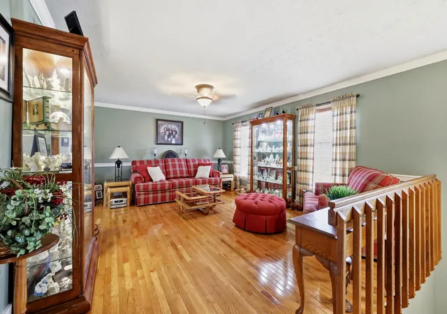 Photo 4 of Single family home for sale at 108 Carrie Ct, Lexington, KY 40515 | MLS# 26026337 | Listing updated on 2026-10-13