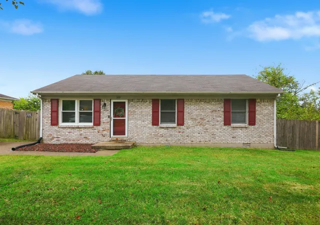 Single family home for sale at 100 Ashville Dr, Nicholasville, KY 40356 | MLS# 26026301
