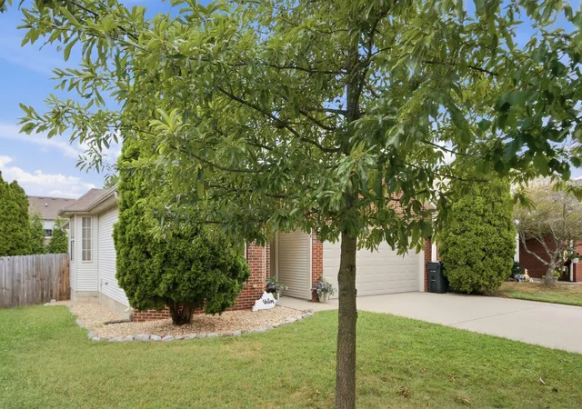 Photo 3 of Single family home for sale at 2736 Ml Wood Cvs, Lexington, KY 40511 | MLS# 26026416 | Listing updated on 2026-10-13