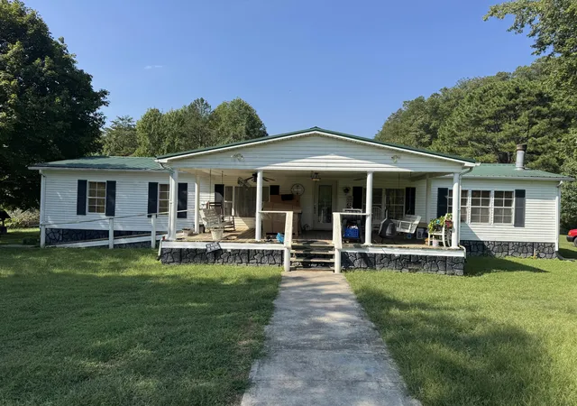 Photo 1 of Sale Pending at 743 Hamblin Holw Rd, Williamsburg, KY 40769 | MLS# 26026284 | Listing updated on 2026-10-13