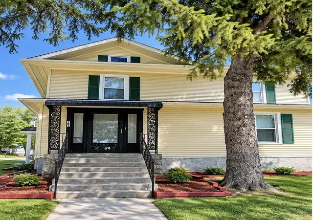 Single family home for sale at 153 Pineview Ln, Carlisle, KY 40311 | MLS# 26026985