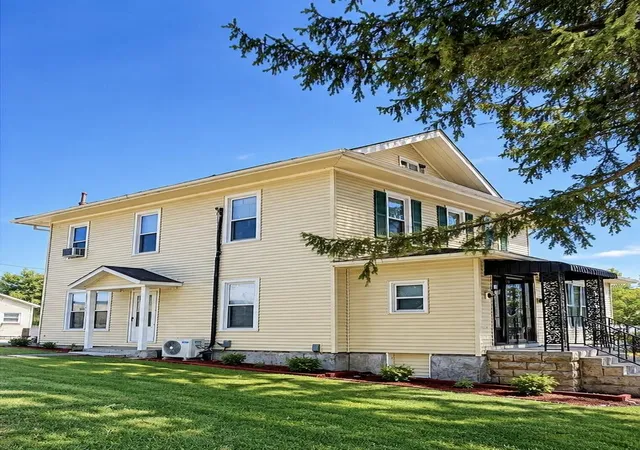 Photo 1 of Single family home for sale at 153 Pineview Ln, Carlisle, KY 40311 | MLS# 26026985 | Listing updated on 2026-10-28