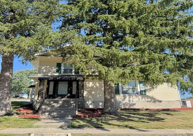 Photo 4 of Single family home for sale at 153 Pineview Ln, Carlisle, KY 40311 | MLS# 26026985 | Listing updated on 2026-10-28
