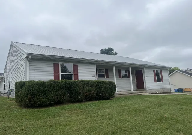 Photo 1 of Multi family home for sale at 1026 1028 1026 1028 Butler St Dr, Danville, KY 40422 | MLS# 26027313 | Listing updated on 2026-10-13