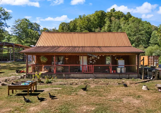Photo 3 of Single family home for sale at 270 Left Frk Holly Rd, Sextons Creek, KY 40983 | MLS# 26026322 | Listing updated on 2026-09-23