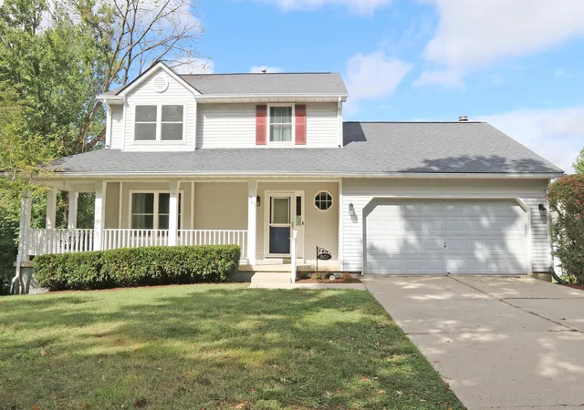 Photo 1 of Single family home for sale at 901 Ridgebrook Rd, Lexington, KY 40509 | MLS# 26028423 | Listing updated on 2026-10-14