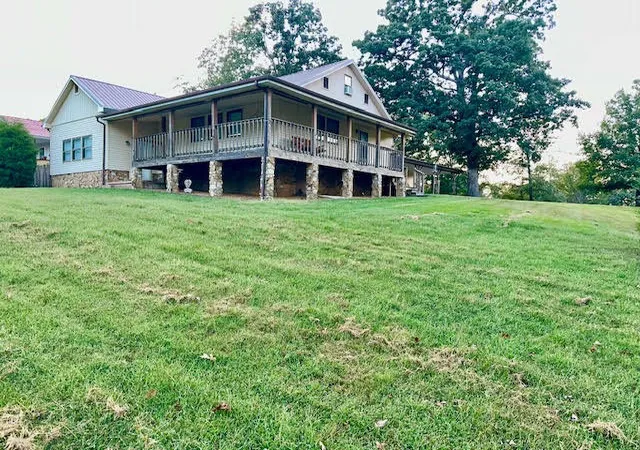 Photo 2 of Single family home for sale at 139 Sherwood Dr, Gilbertsville, KY 42044 | MLS# 26026496 | Listing updated on 2026-09-24