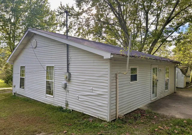 Photo 4 of Sale Pending at 3318 Kentucky 174, Olive Hill, KY 41164 | MLS# 26027407 | Listing updated on 2026-10-24