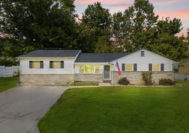 Photo 1 of Single family home for sale at 408 S Willow Dr, Morehead, KY 40351 | MLS# 26026389 | Listing updated on 2026-10-13