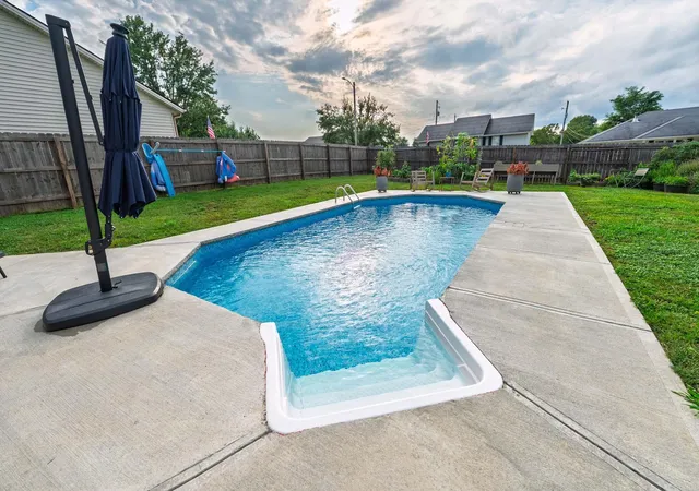 Photo 3 of Single family home for sale at 609 W Barlow Dr, Winchester, KY 40391 | MLS# 26026446 | Listing updated on 2026-10-13
