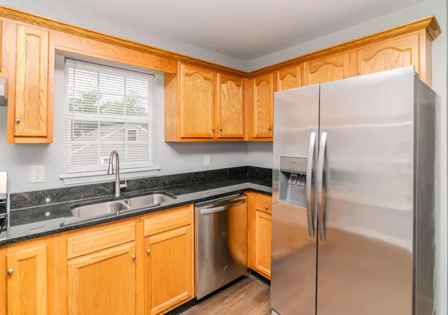 Photo 3 of Single family home for sale at 15 Maryland Ave, Winchester, KY 40391 | MLS# 26027559 | Listing updated on 2026-10-23