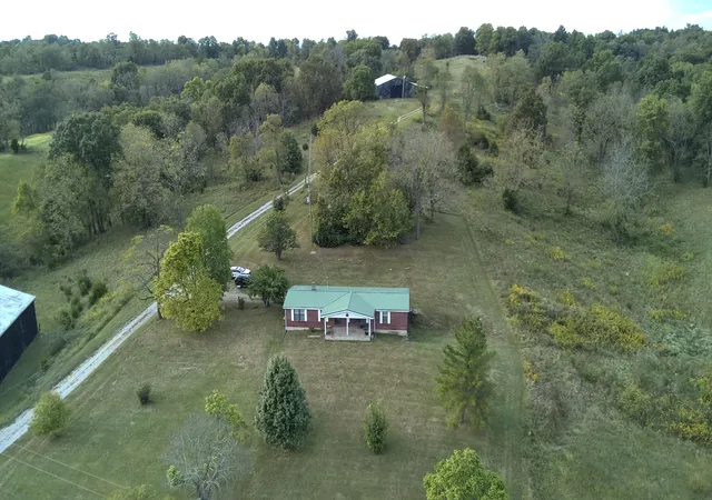 Photo 1 of Sale Pending at 936 Gaines Rd, Stamping Ground, KY 40379 | MLS# 26026428 | Listing updated on 2026-10-20