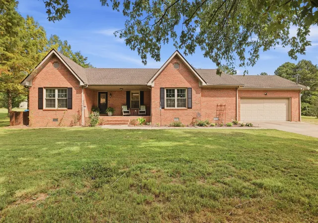 Photo 1 of Sale Pending at 5970 Sandy Hl Dr, Paducah, KY 42003 | MLS# 26026509 | Listing updated on 2026-09-25
