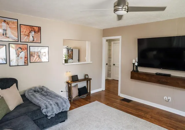 Photo 4 of Single family home for sale at 13 Summit Ave, Williamstown, KY 41097 | MLS# 26026465 | Listing updated on 2026-10-28