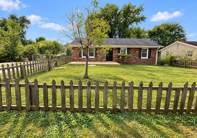 Photo 3 of Single family home for sale at 62 Oakland Ln, Harrodsburg, KY 40330 | MLS# 26026527 | Listing updated on 2026-10-13