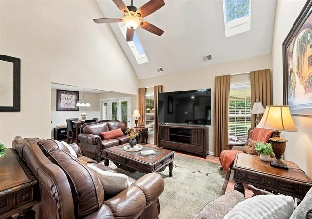 Photo 3 of Single family home for sale at 3412 Destin Ct, Lexington, KY 40509 | MLS# 26026514 | Listing updated on 2026-10-19