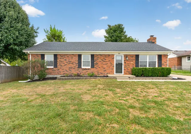 Photo 1 of Single family home for sale at 216 Murphy Ln, Nicholasville, KY 40356 | MLS# 26026545 | Listing updated on 2026-10-19