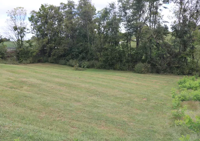 Photo 4 of Sale Pending at 3284 Moorefield Rd, Carlisle, KY 40311 | MLS# 26026540 | Listing updated on 2026-10-13