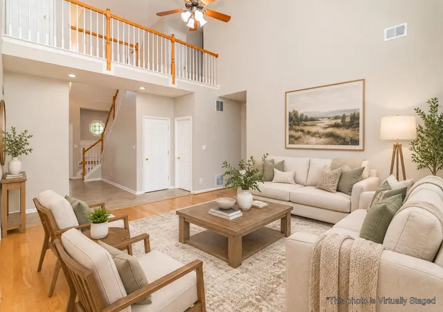 Photo 2 of Single family home for sale at 4844 Clifford Cir, Lexington, KY 40515 | MLS# 26026604 | Listing updated on 2026-10-14