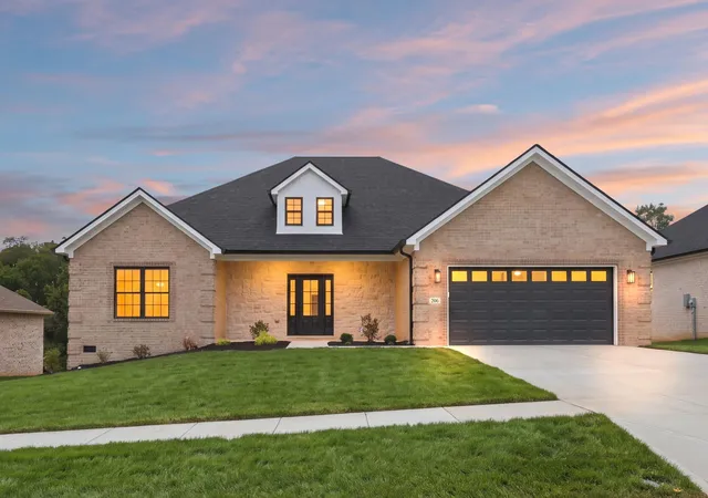 Photo 1 of Single family home for sale at 206 Lexwood Ln, Richmond, KY 40475 | MLS# 26026612 | Listing updated on 2026-10-13