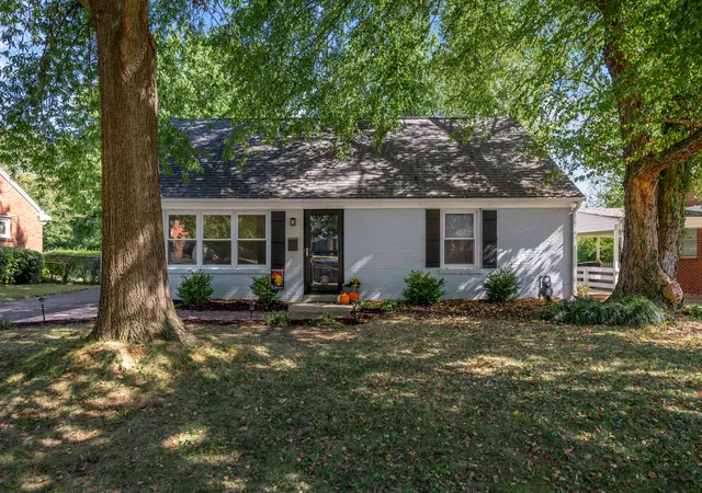 Photo 1 of Single family home for sale at 1653 Lindy Ln, Lexington, KY 40505 | MLS# 26026924 | Listing updated on 2026-10-21