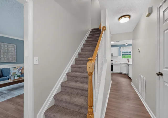 Photo 2 of Single family home for sale at 492 Alderbrook Way, Lexington, KY 40515 | MLS# 26026624 | Listing updated on 2026-10-13
